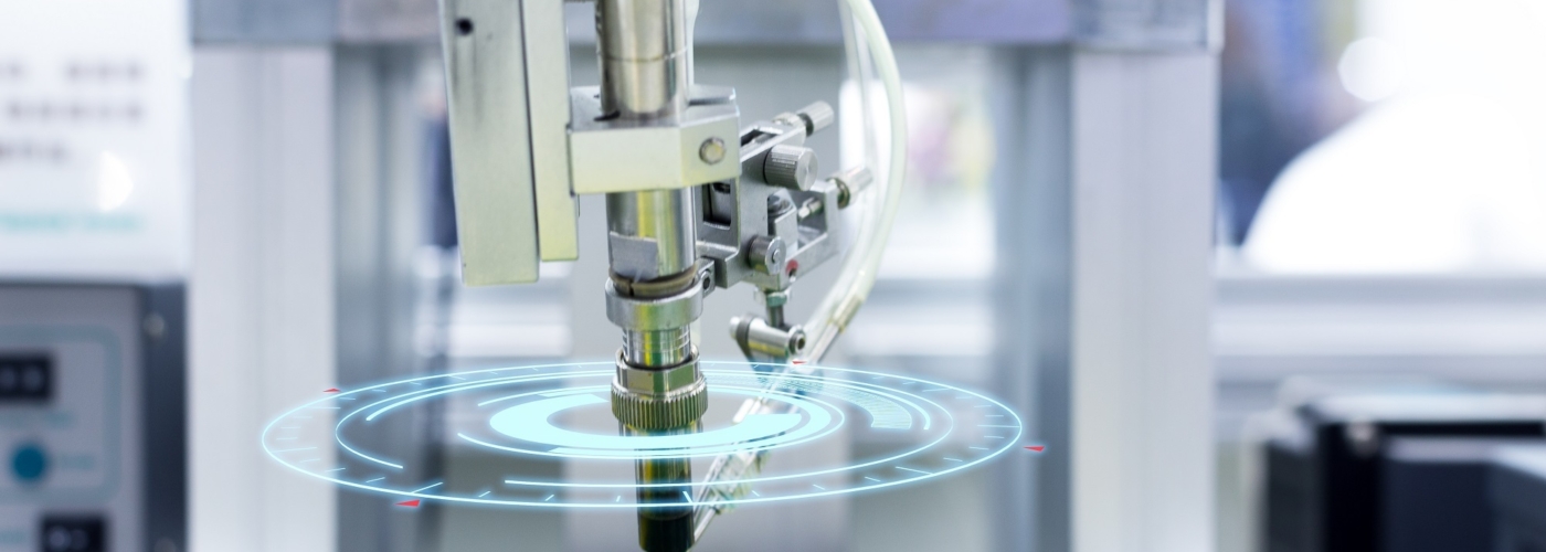 Ein Roboterstift arbeitet auf einer Oberfläche