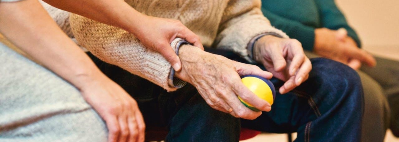 Titelbild zu Cluster Zukunft der Pflege 2.0 - Entwicklung und Verbreitung von Pflegetechnologien