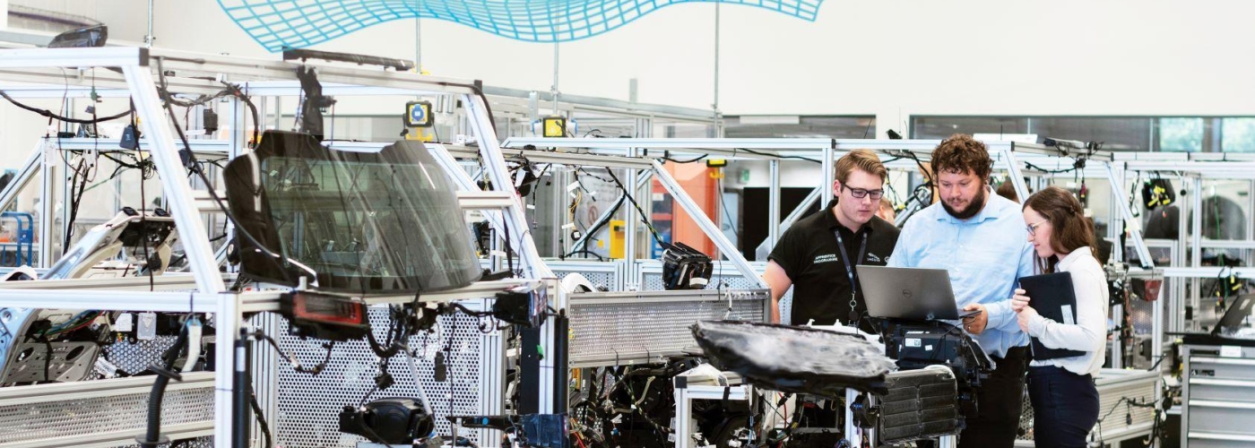 Titelbild zu Transformation vom Technologieentwickler zum Produktionsunternehmen