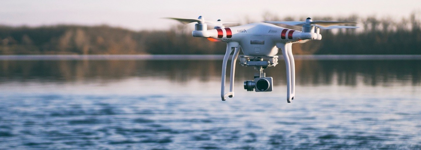 Titelbild zu FLoW: Föderales Lernen für bildgestützte optische Systeme im Wassermanagement